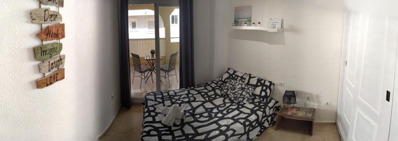 Bonita Y Moderna Habitacion A 300M De La Playa Apartment Беналмадена Екстериор снимка