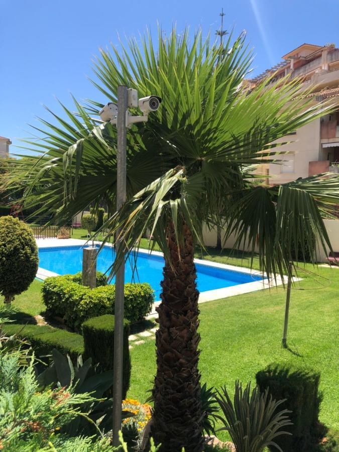 Bonita Y Moderna Habitacion A 300M De La Playa Apartment Беналмадена Екстериор снимка