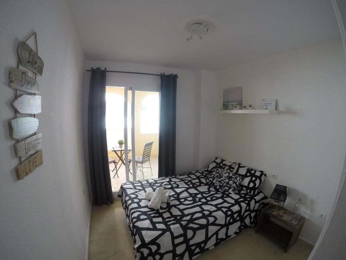 Bonita Y Moderna Habitacion A 300M De La Playa Apartment Беналмадена Екстериор снимка